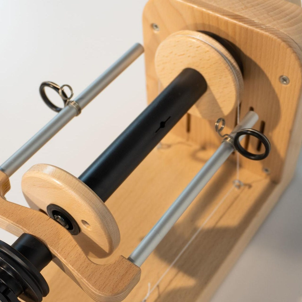 Louet Jenn-E E-Spinner